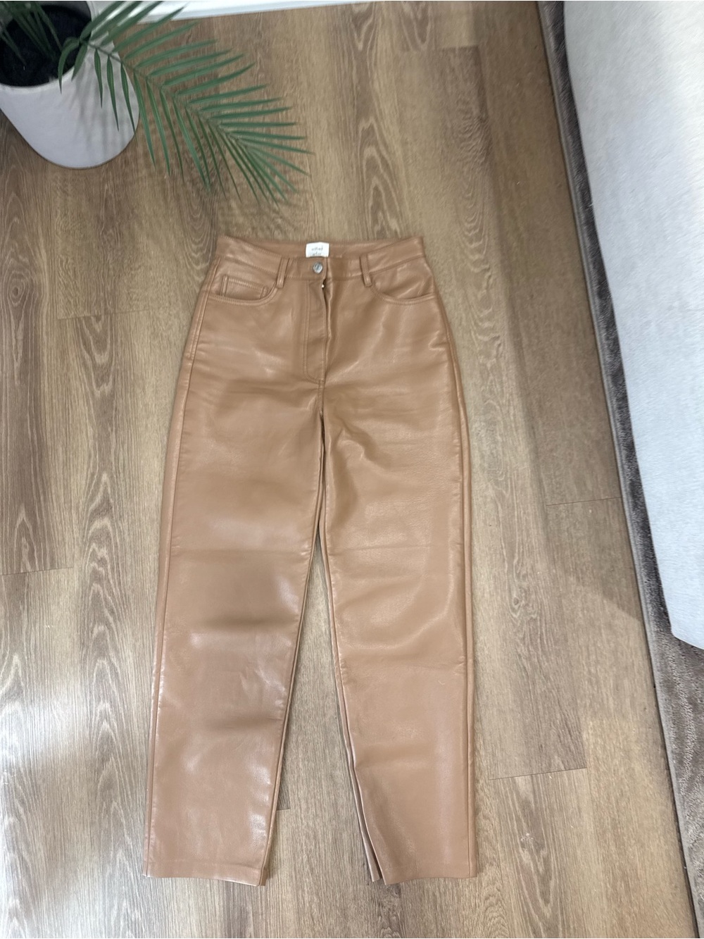 ARITZIA WILFRED leather pants 6 - Picture 8 of 14